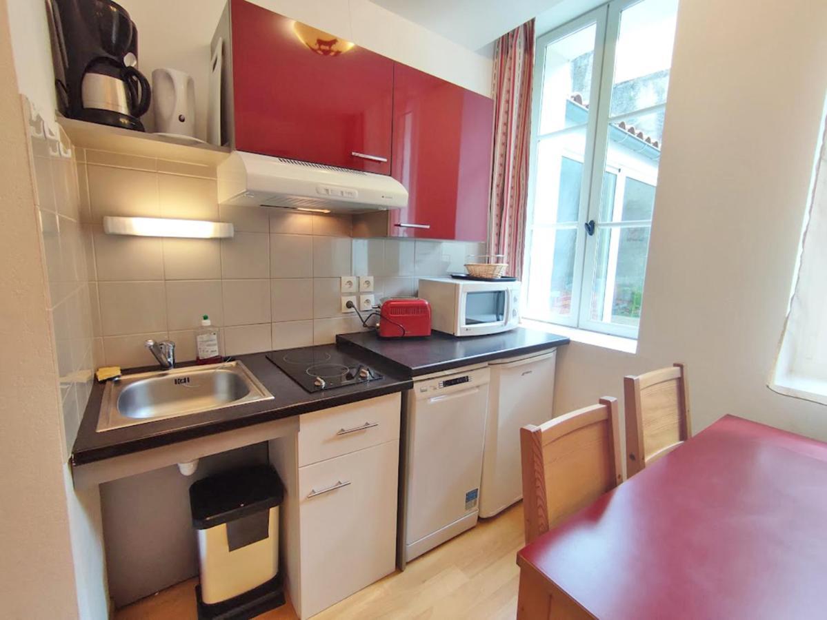 Pat 83, T2, Centre Luchon, Wifi, Casier A Skis, 4 Personnes Bagnères-de-Luchon Екстериор снимка